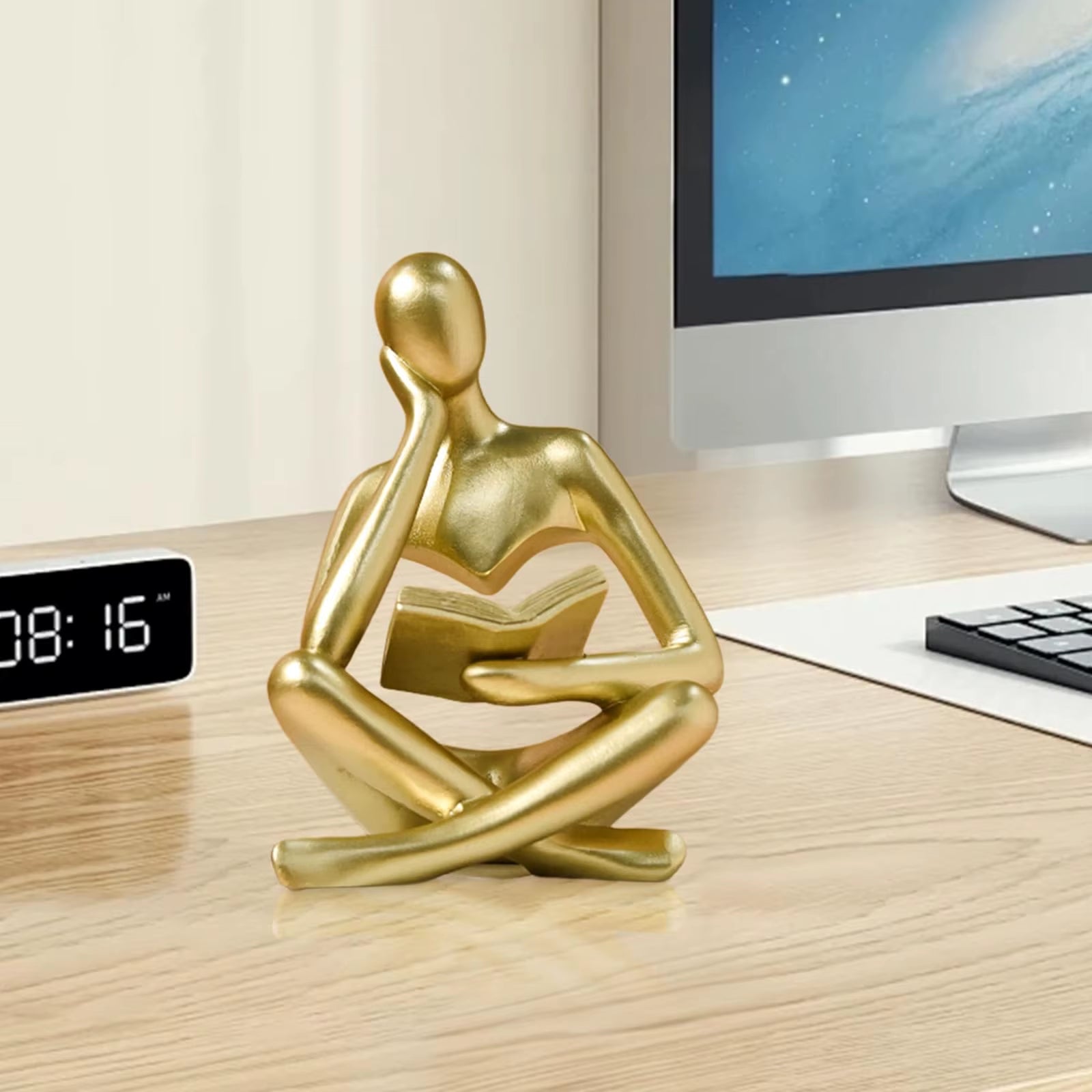 Elegant Abstract Thinker Statue - Modern Bookshelf Decor for Aesthetic Home Living