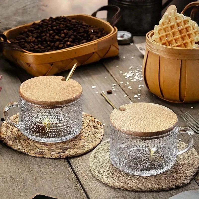 Elevate Your Beverage Experience with Our Vintage 4-Piece Set of 15.2Oz Glass Cups with Wooden Lids – Ideal for Coffee, Lattes, and Cereal!