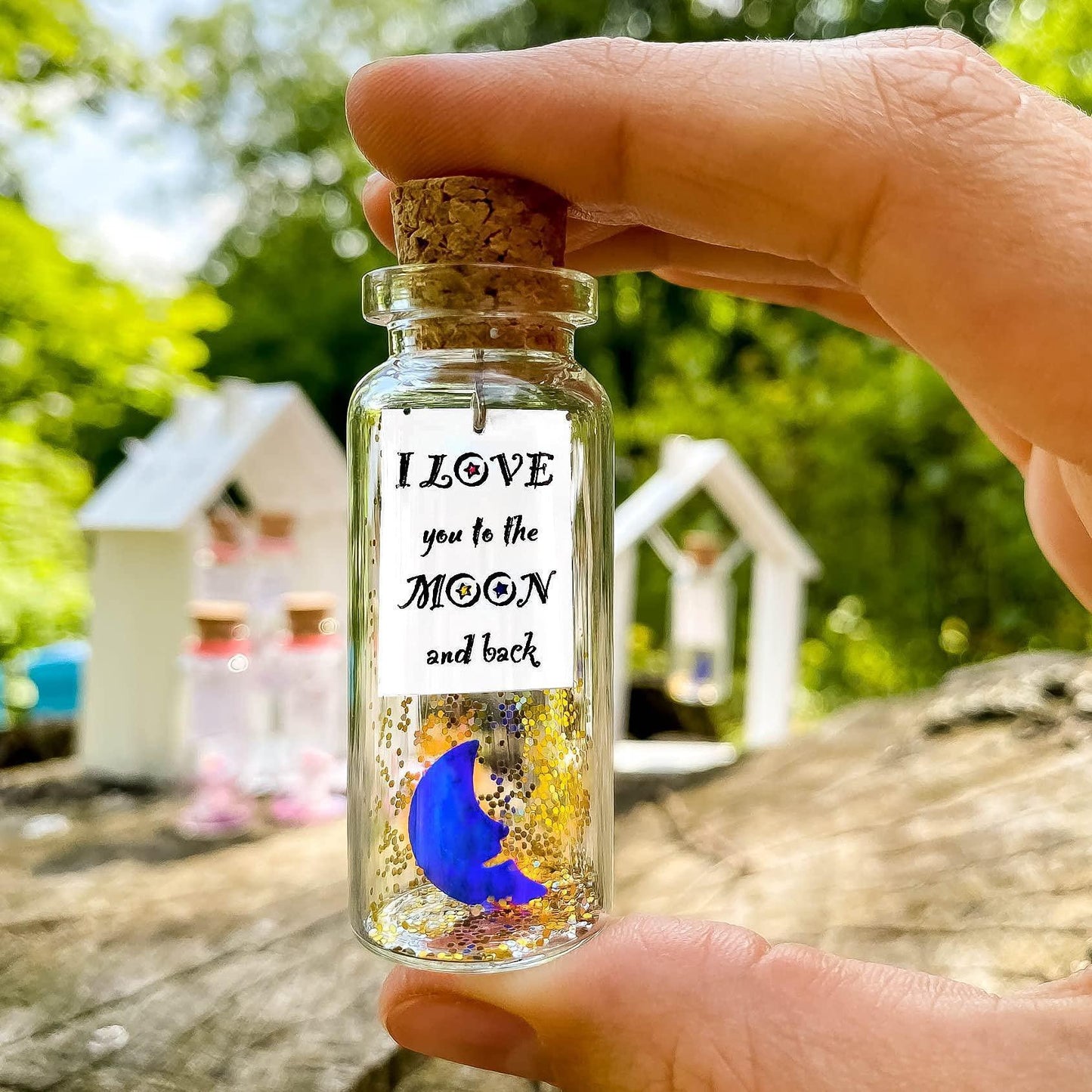 Adorable Love Tokens for Your Partner in Crime: Perfectly Tweaked Anniversary Gifts for Them and You!