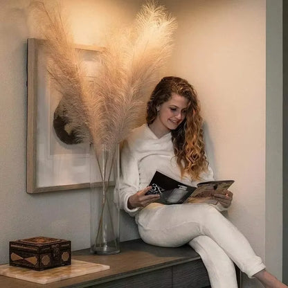 Transform your space with our Fluffy Tall Pampas Grass! Perfect for Boho vibes, bedroom decor, and unforgettable weddings or Christmas parties! 🌾✨ #HomeDecor #BohoStyle